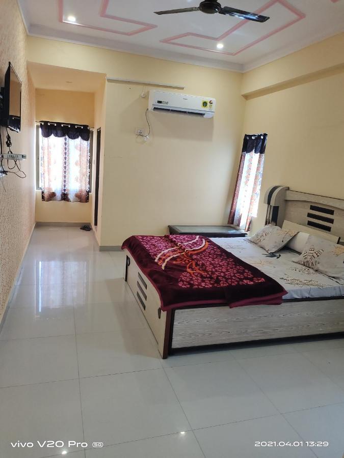 Hotel Purnima Palace Fatehpur  Dış mekan fotoğraf